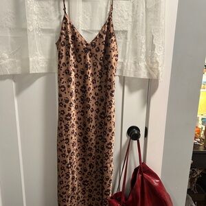 Brown and tan leopard print slip dress #leopardprint